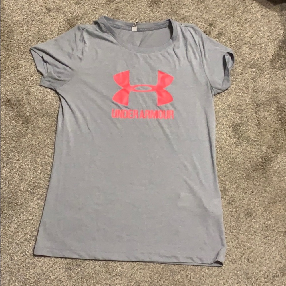 Under armour t-shirt